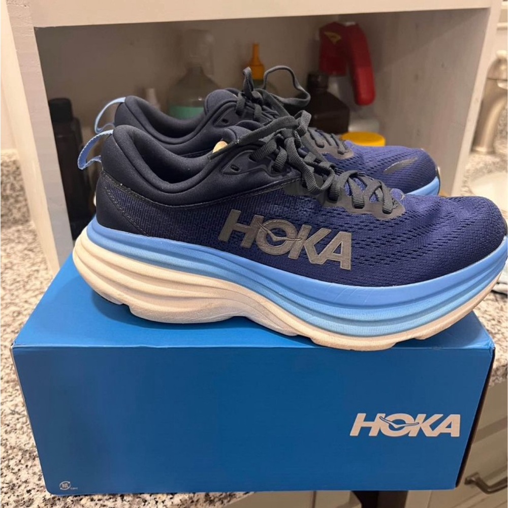 Hoka Bondi 8 size 7 D